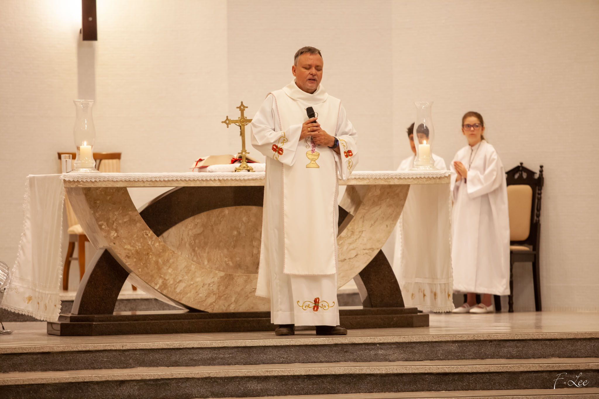 Santa Missa: Pe. Sérgio Geremias