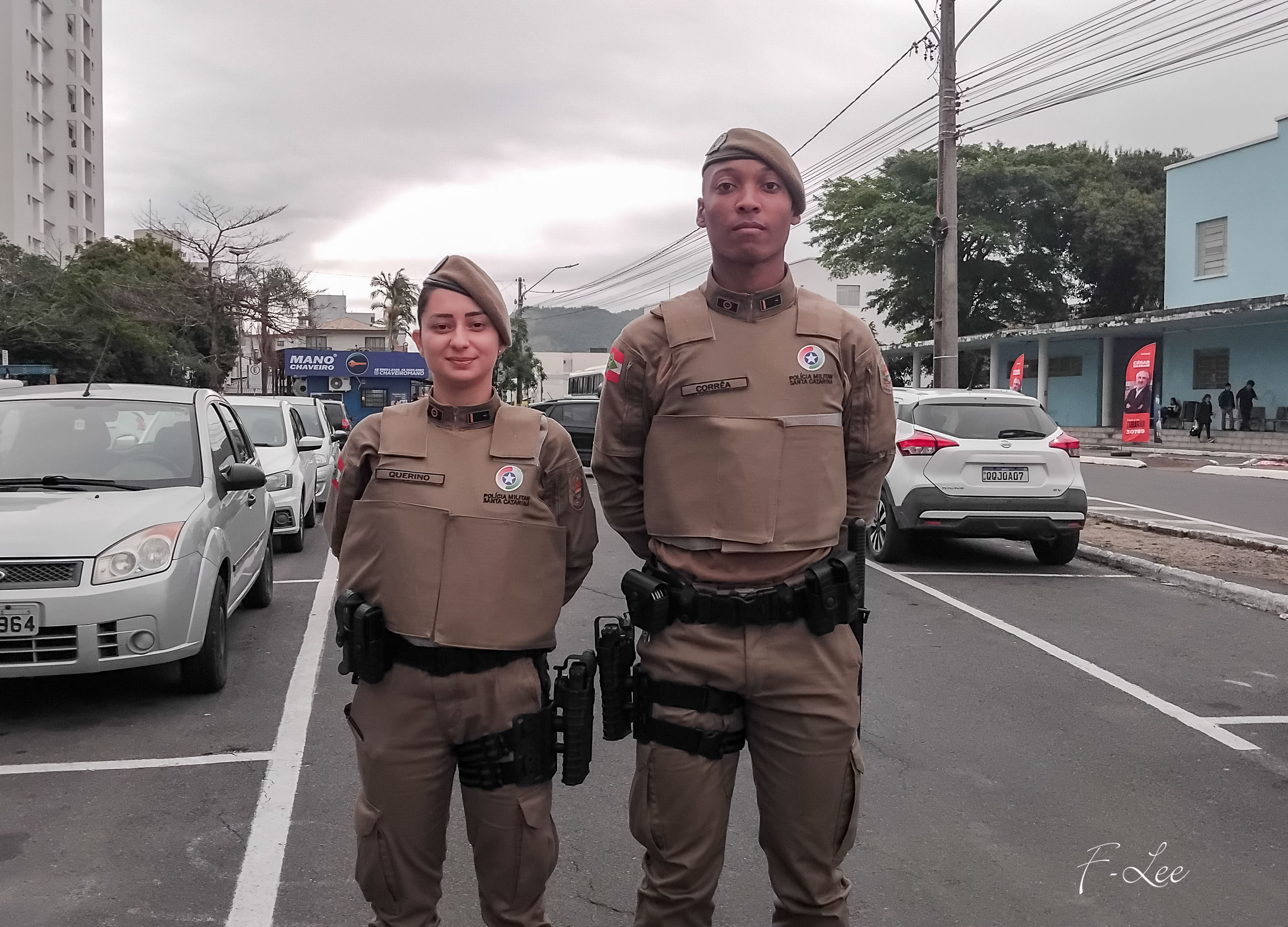 PM nas ruas em Tubarão, SC, (a pé).